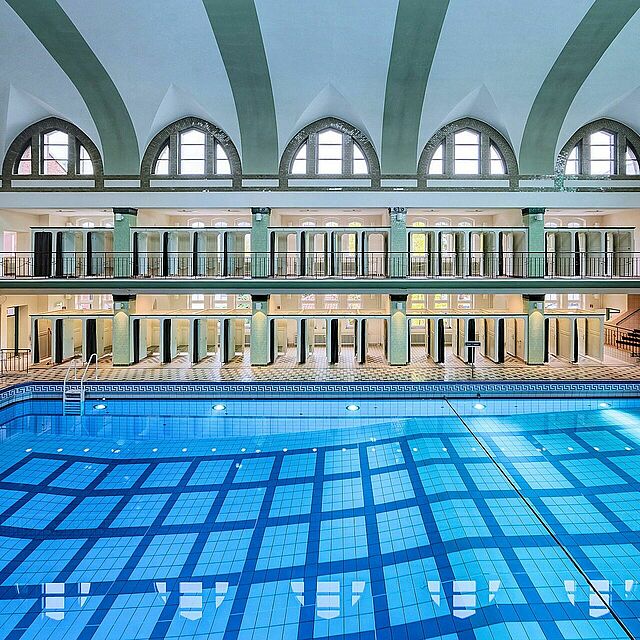 Das Becken in der Münster-Therme