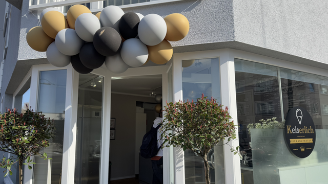 Der Eingang der Eisdiele