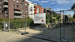 Bauzaun um den Spielplatz