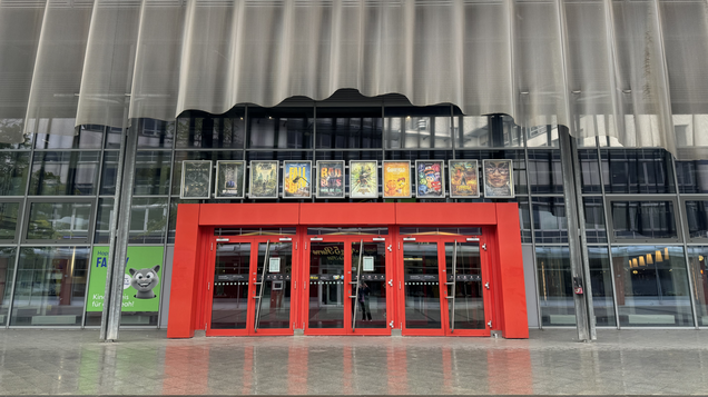 Der Eingang vom Kino