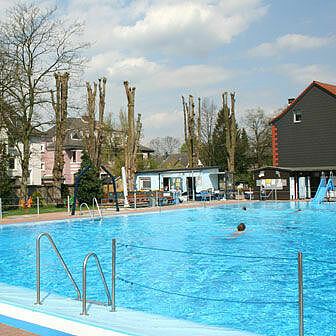 Schwimmbecken in Kaiserswerth